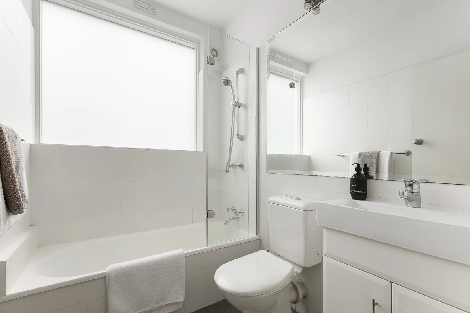 Additional image 5 of 4/27 Grove Road, Hawthorn VIC 3122