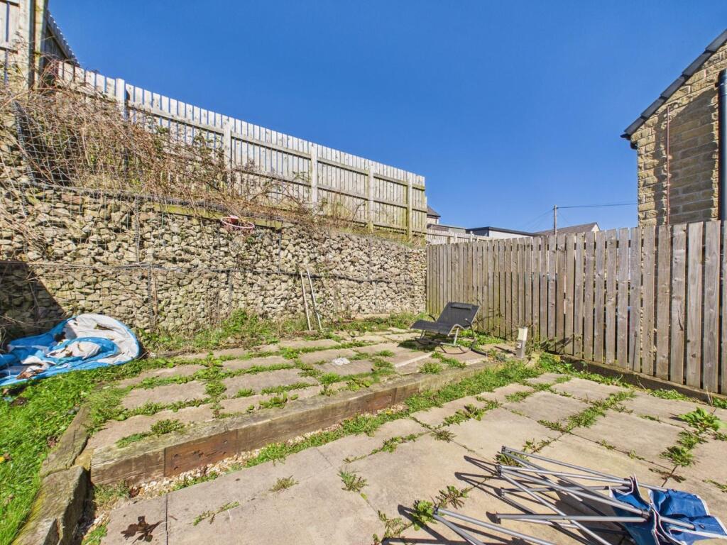 Additional image 20 of Sapgate Lane, Bradford