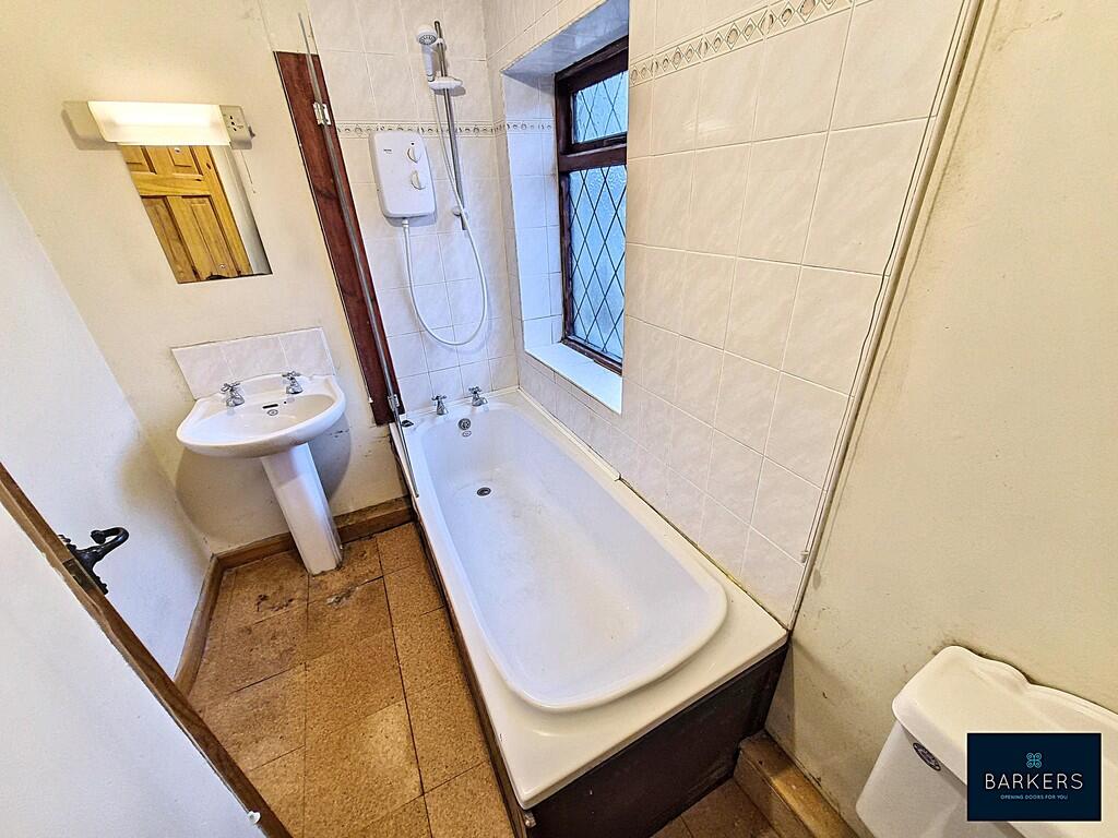 Additional image 12 of Moor Lane, Birkenshaw
