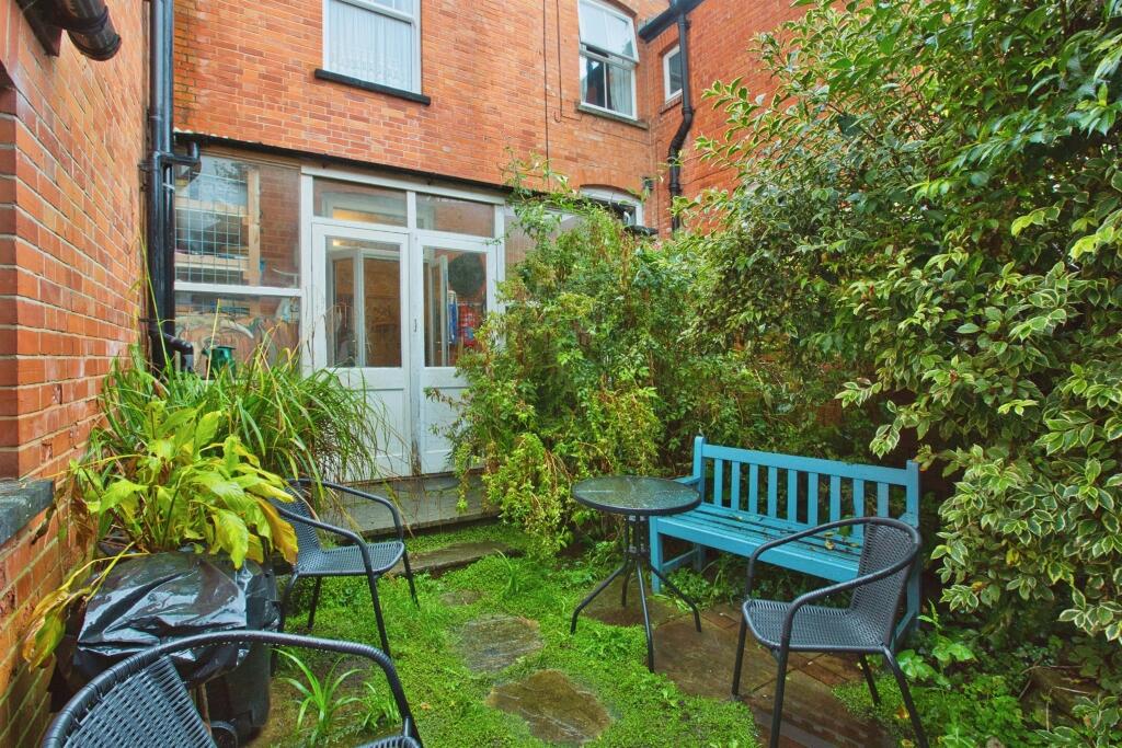 Additional image 16 of Colmer Road, Yeovil