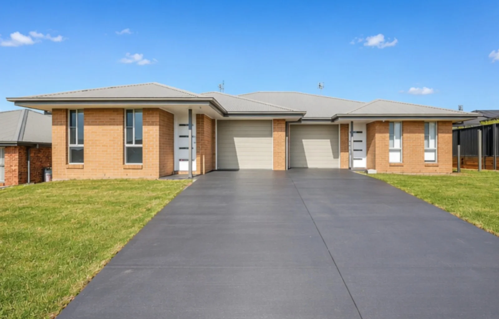 1 & 2 / 35 Rosella Avenue, Calala NSW 2340