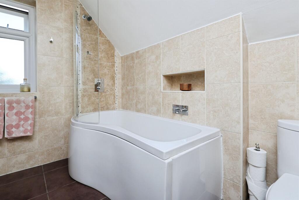 Summerfield Grove, Baildon, Shipley photo 5