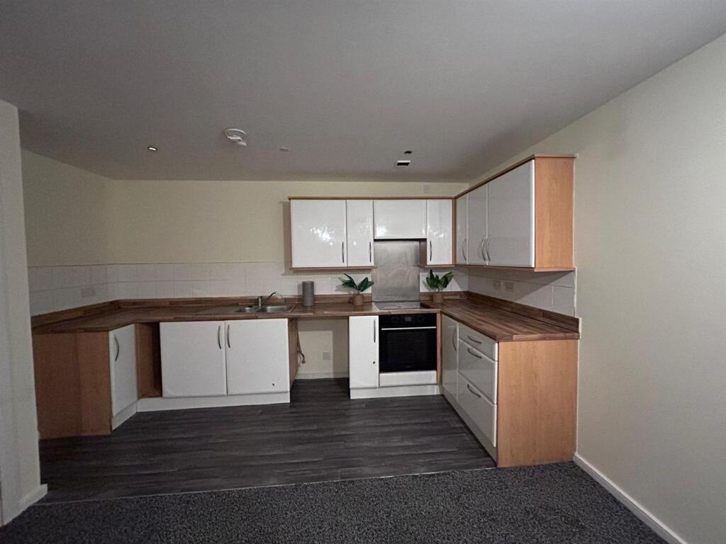 Hollin Bank Court, Blackburn, BB2 4GY