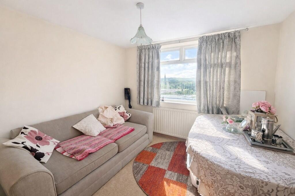 Additional image 9 of North Cliffe Drive, Thornton, Bradford