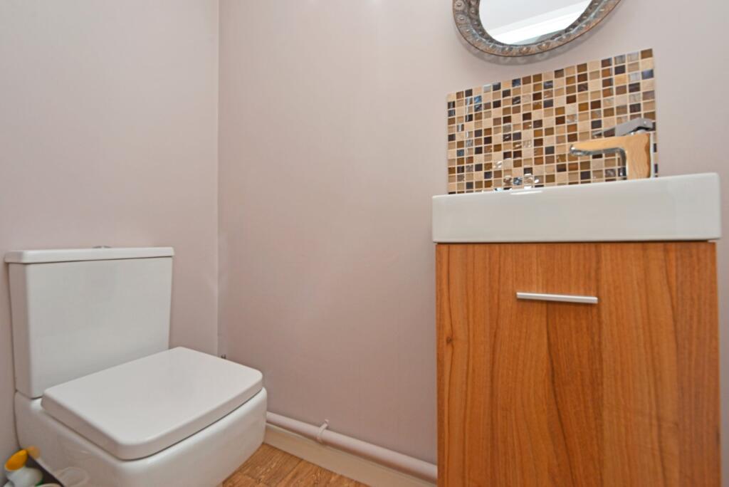 Additional image 11 of Kenmore Way, Cleckheaton, West Yorkshire, BD19