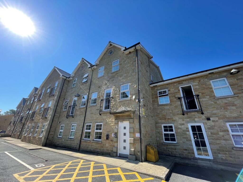 Wood Street, Bingley, West Yorkshire, BD16