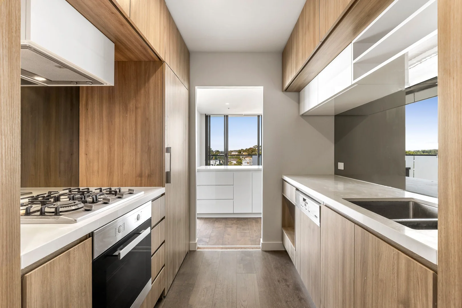 Additional image 5 of 601/1 Grosvenor Street, Doncaster VIC 3108