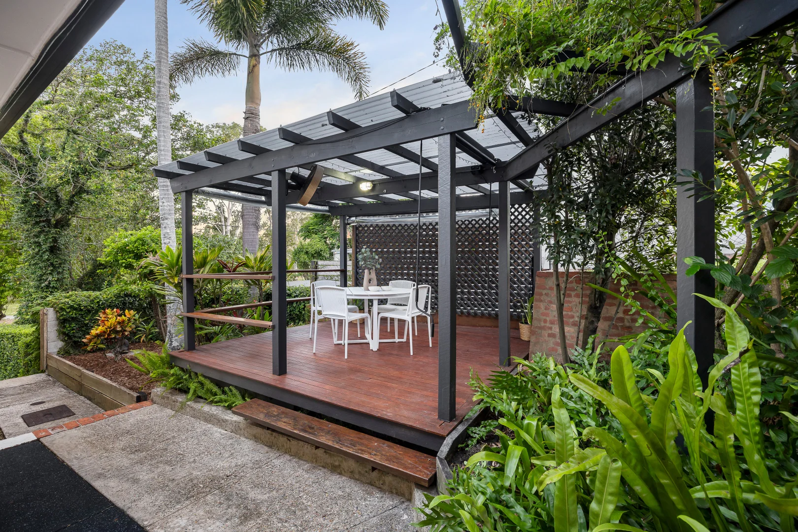 Additional image 12 of 37 The Esplanade, St Lucia QLD 4067