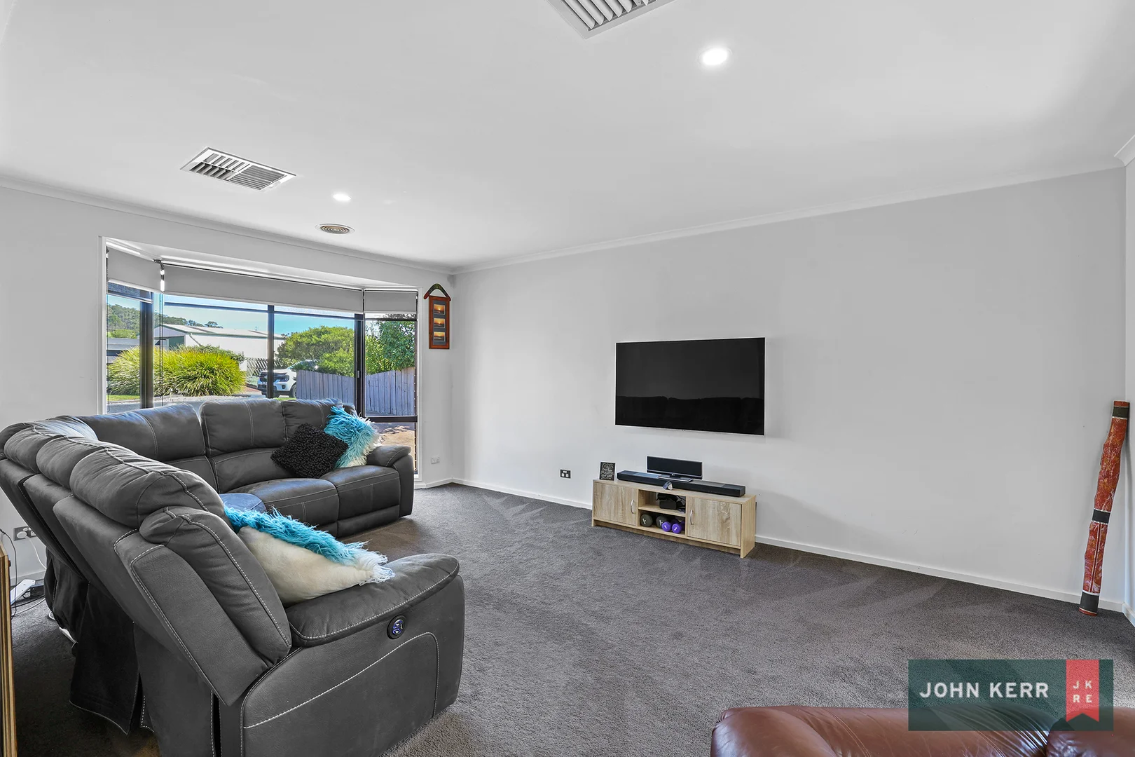 45 Scorpio Drive, Moe VIC 3825 photo 2
