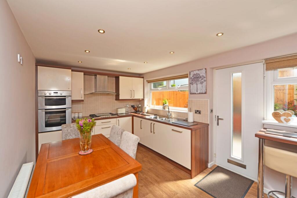 Additional image 3 of Kenmore Way, Cleckheaton, West Yorkshire, BD19