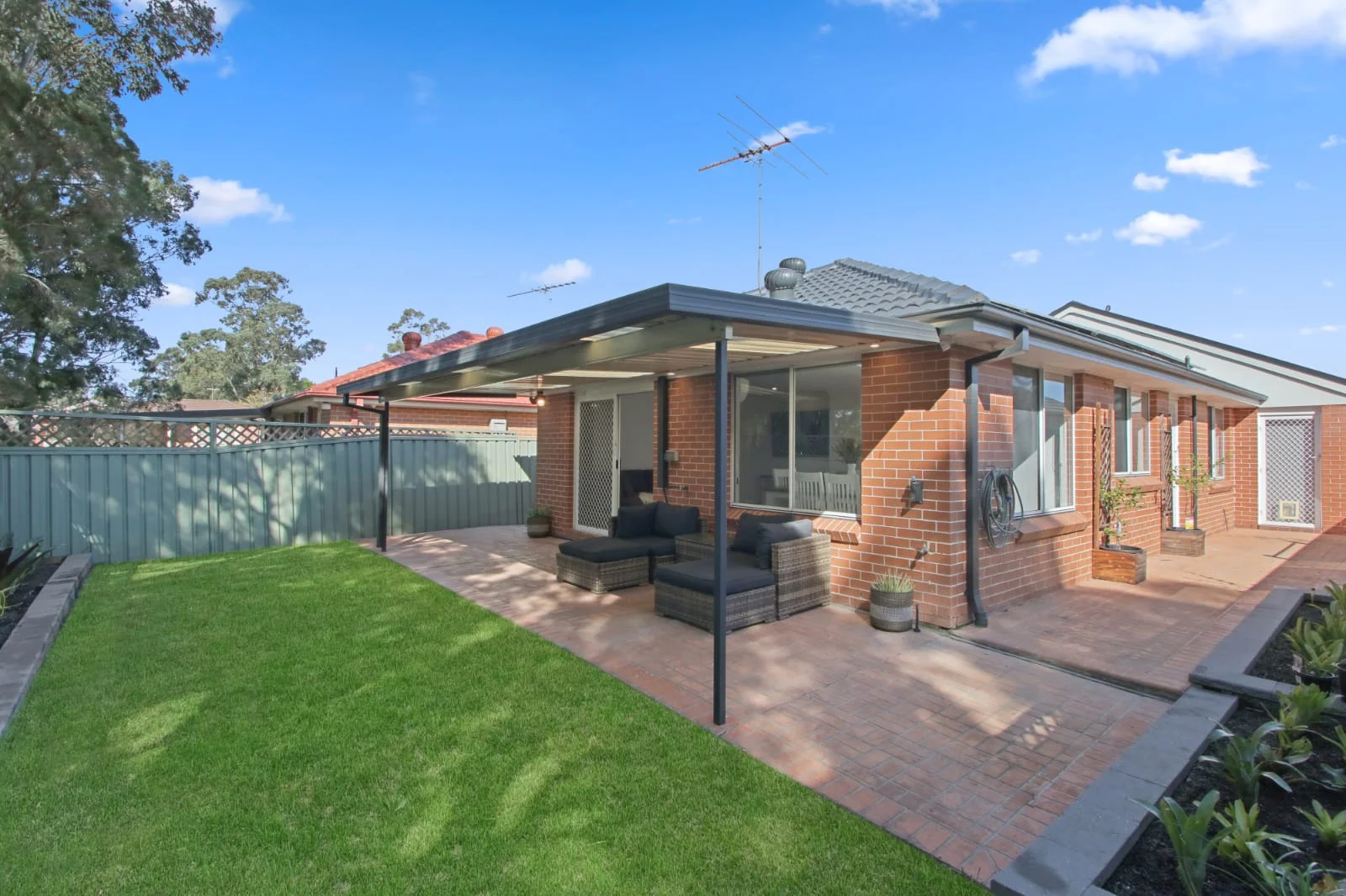 4 Teal Place, Blacktown NSW 2148 photo 2