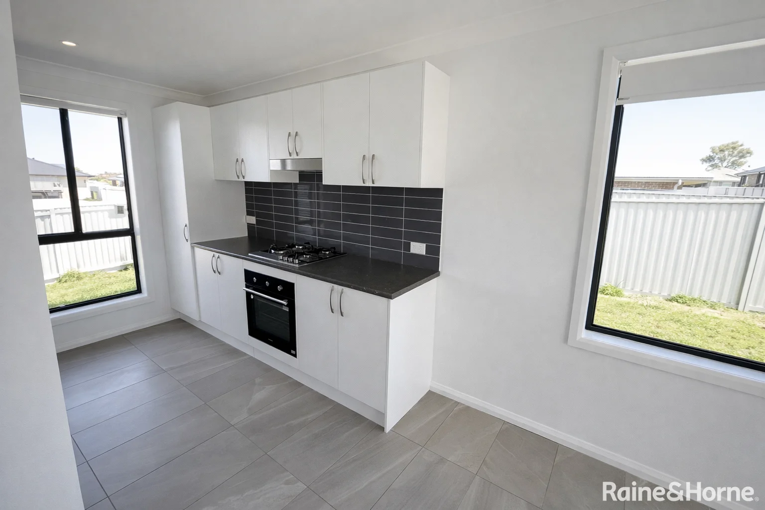 Additional image 4 of 2/14 Palomino Place, Tamworth NSW 2340