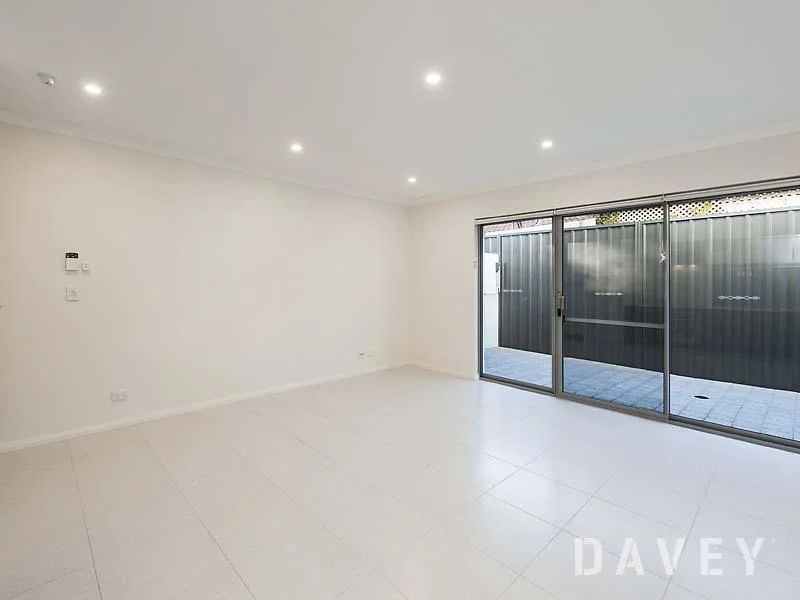 Additional image 12 of 2/76 Waterloo Street, Joondanna WA 6060