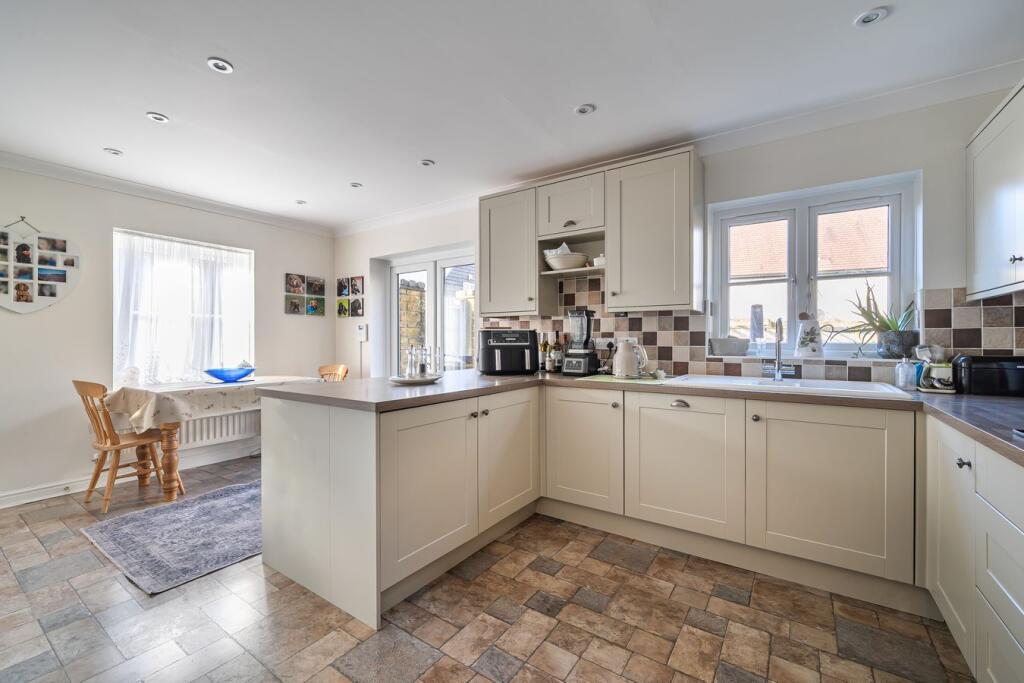 Additional image 3 of Blackberry Close, Shepton Mallet, BA4