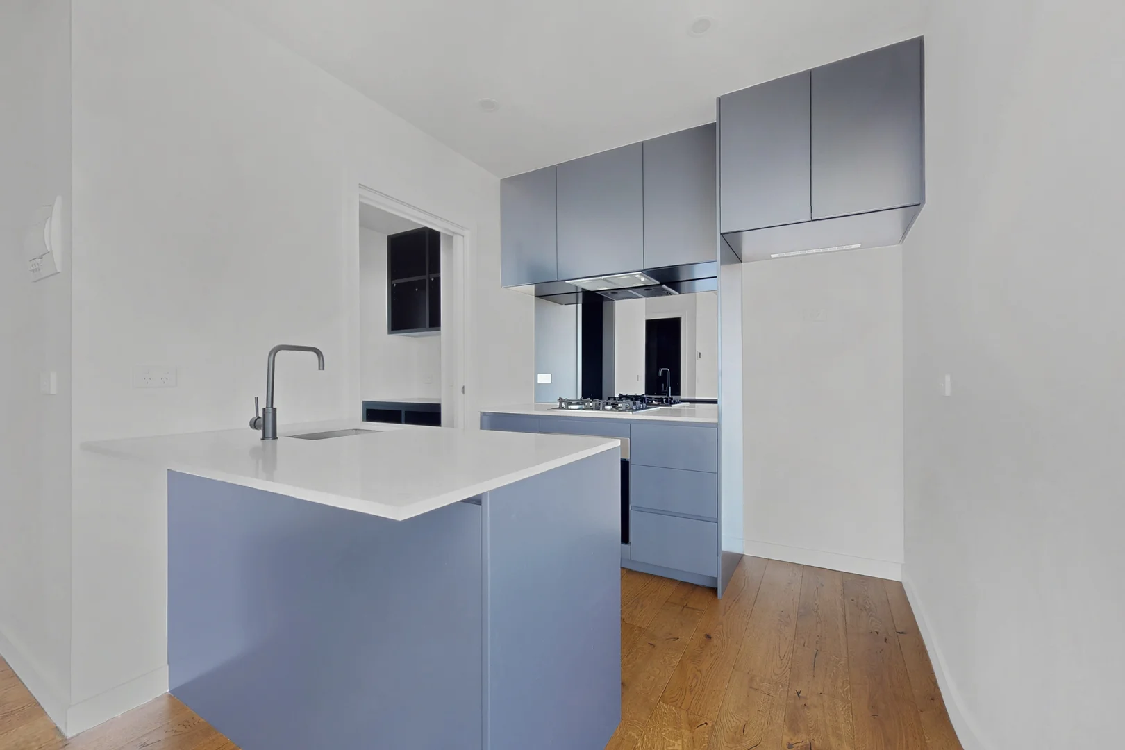 2408/6 Joseph Road, Footscray VIC 3011 photo 3