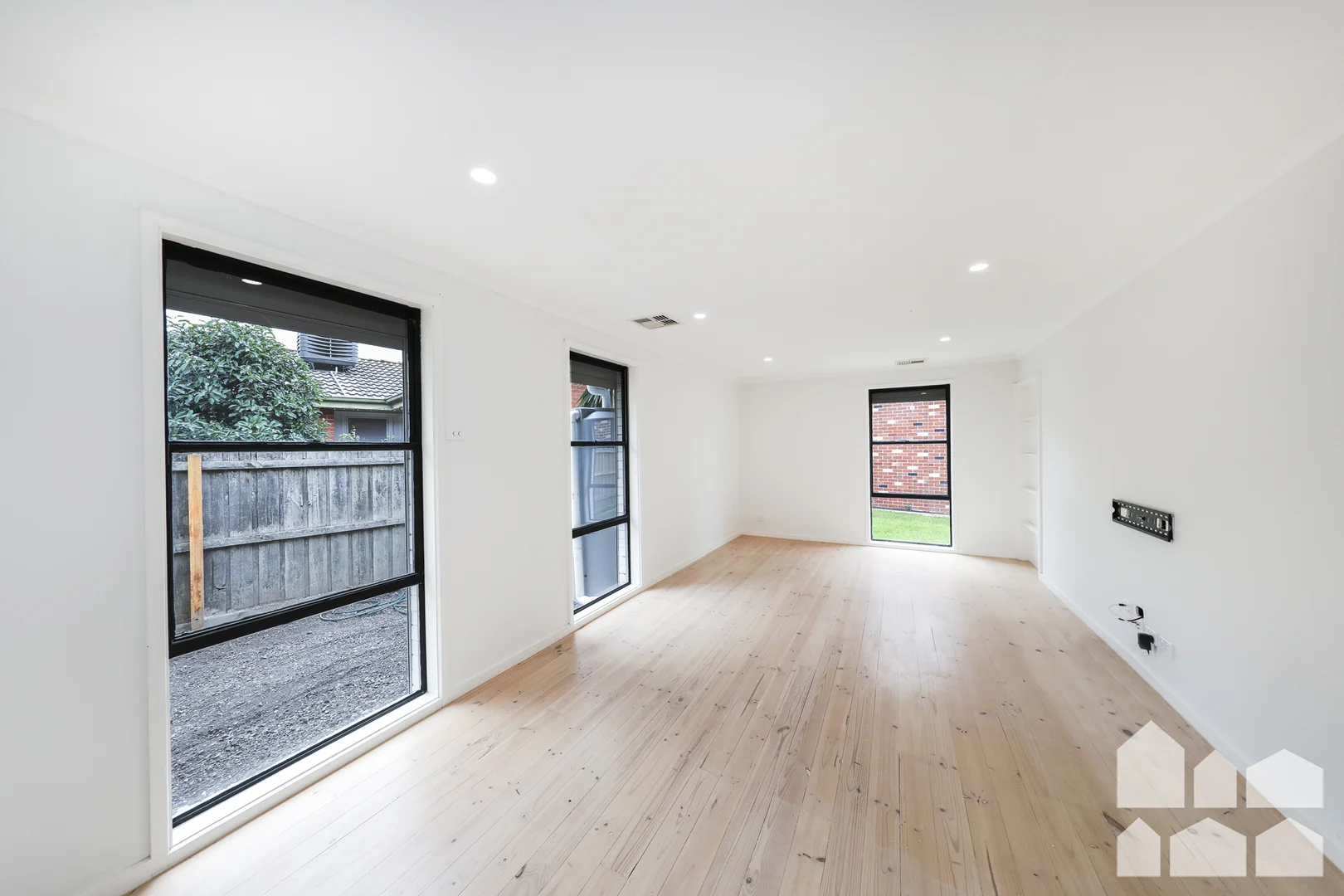Additional image 2 of 11a Valentine Crescent, Sunshine West VIC 3020
