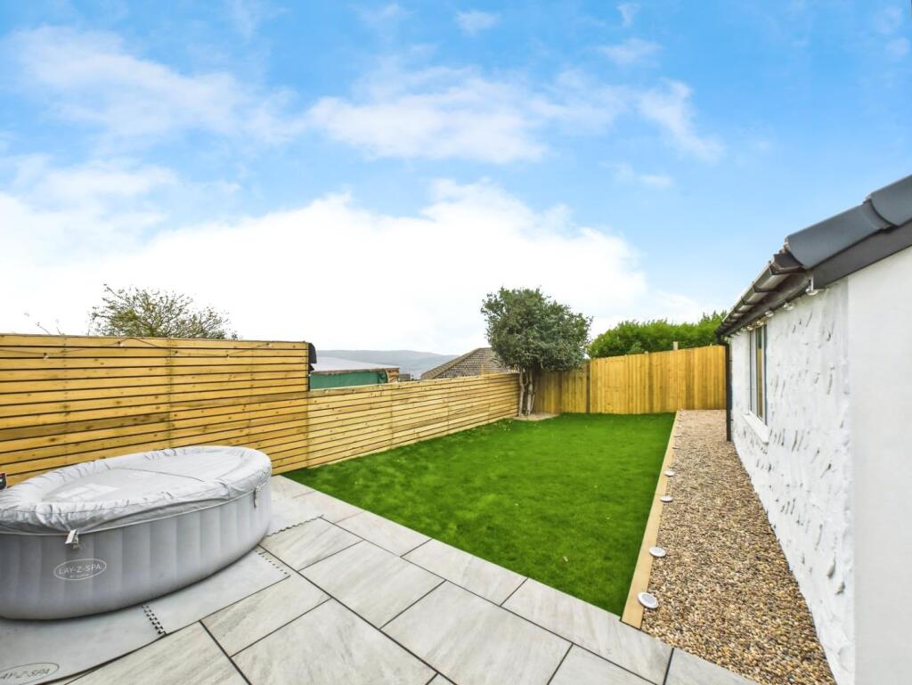 Additional image 19 of West View Close, Shipley