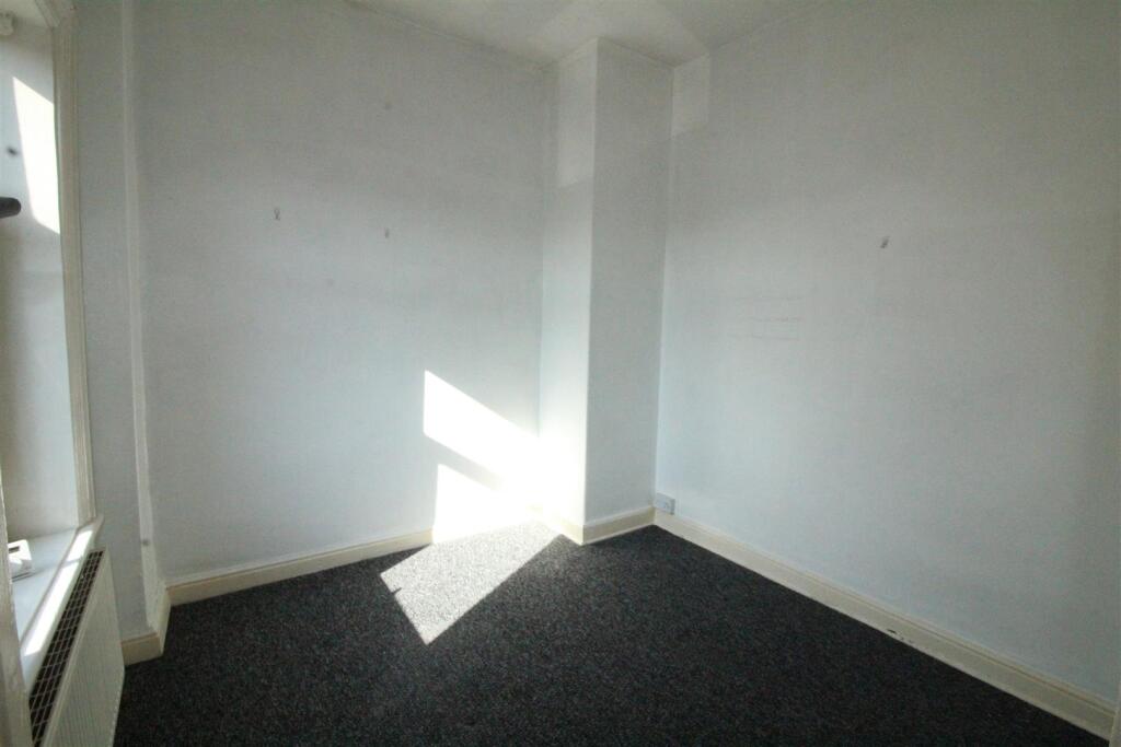 Additional image 9 of Cleckheaton Road, Low Moor, Bradford