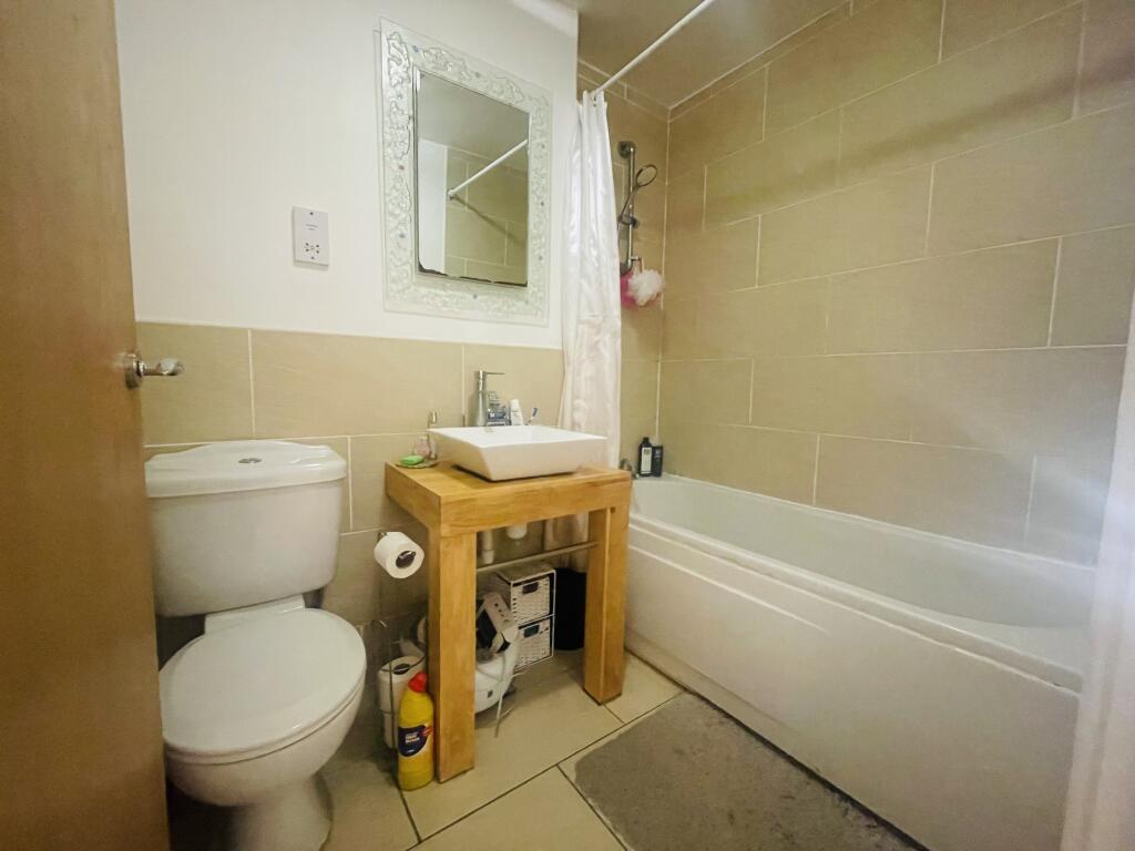 Brackendale photo 4
