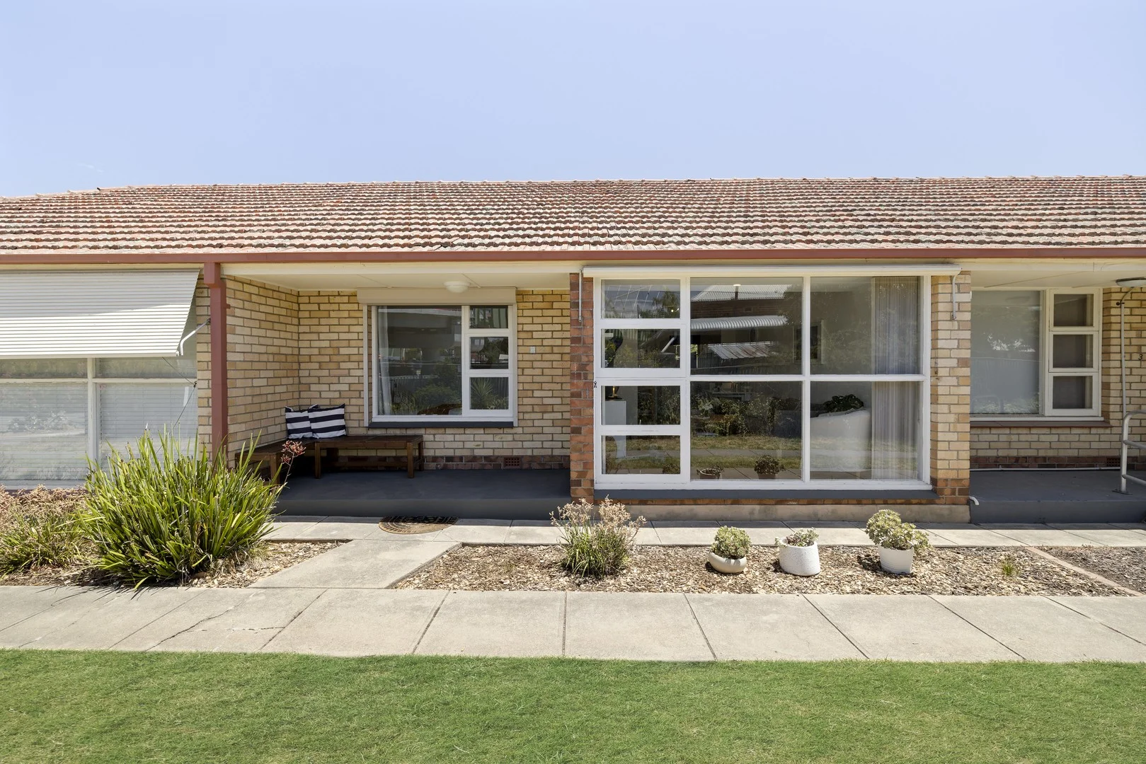 2/11 Glengyle Terrace, Glandore SA 5037