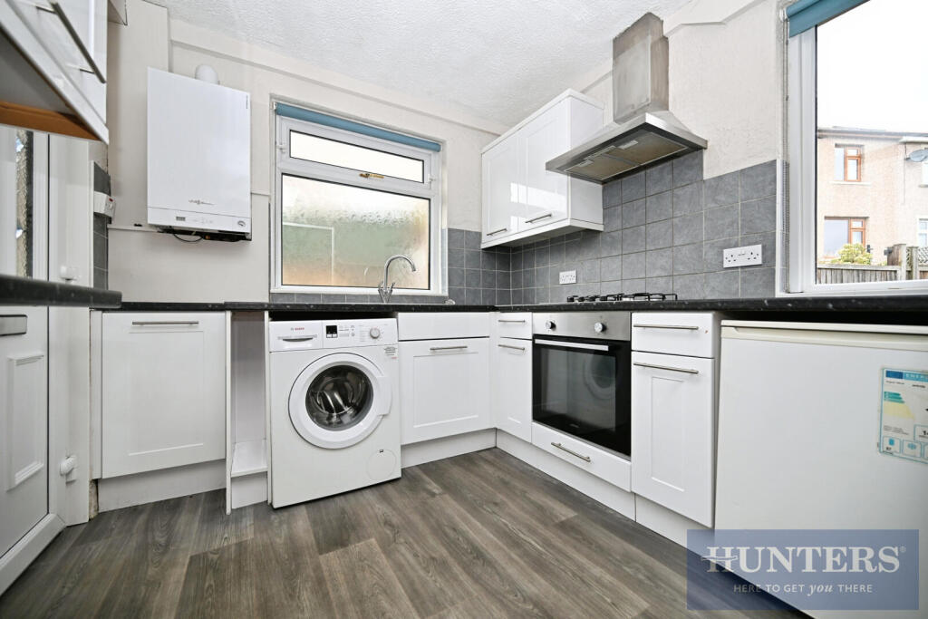 Apperley Road, Apperley Bridge photo 4