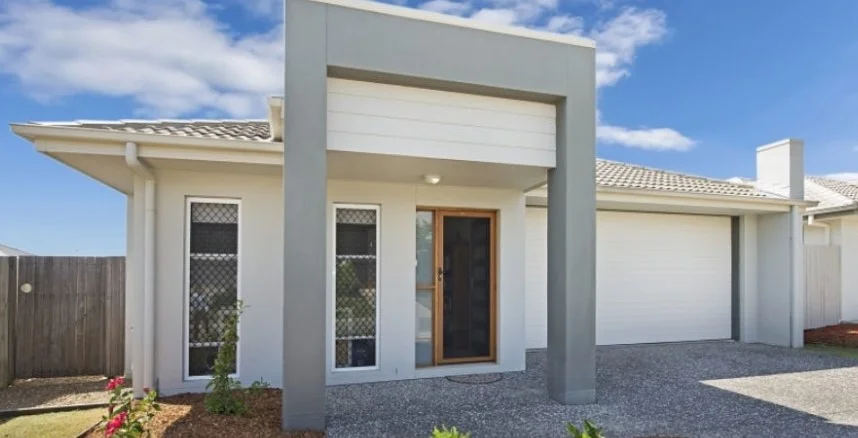 8 Nina Crescent, North Lakes QLD 4509