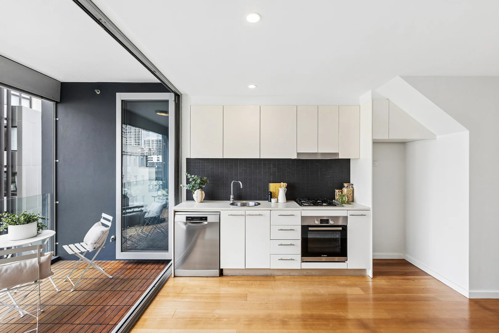 Additional image 2 of 706/34 Oxley Street, St Leonards NSW 2065