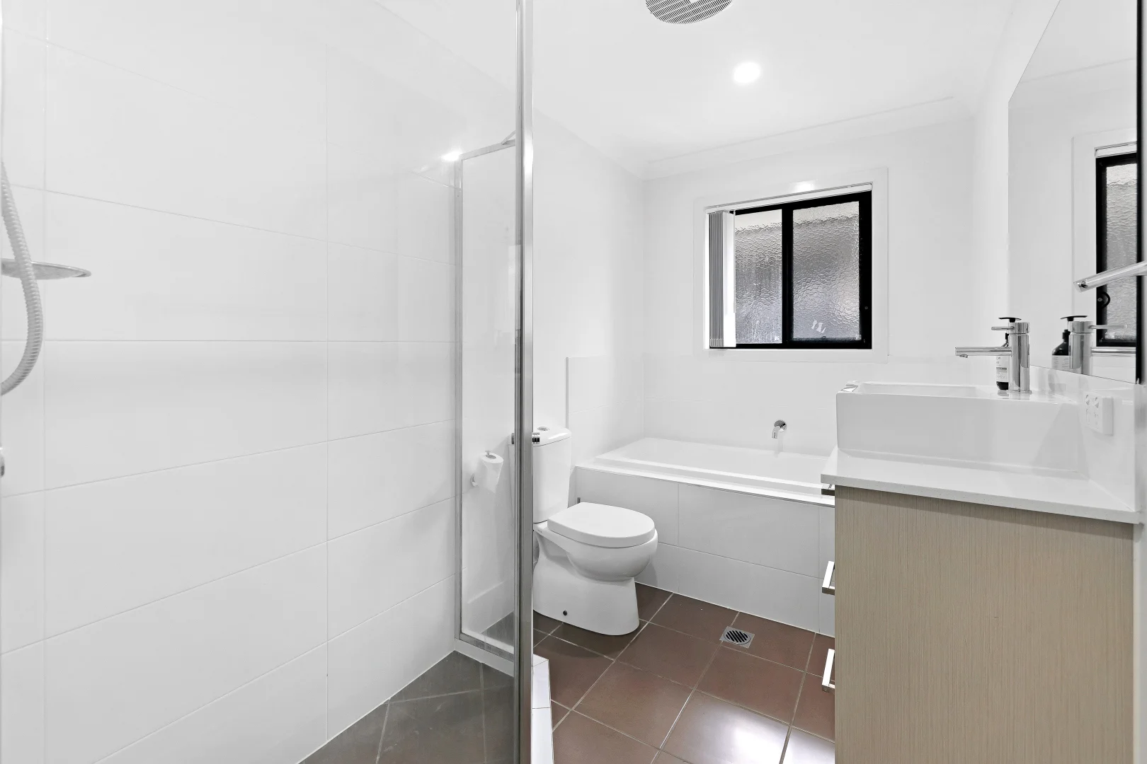 Additional image 17 of 3/114 Wunburra Circle, Pacific Pines QLD 4211
