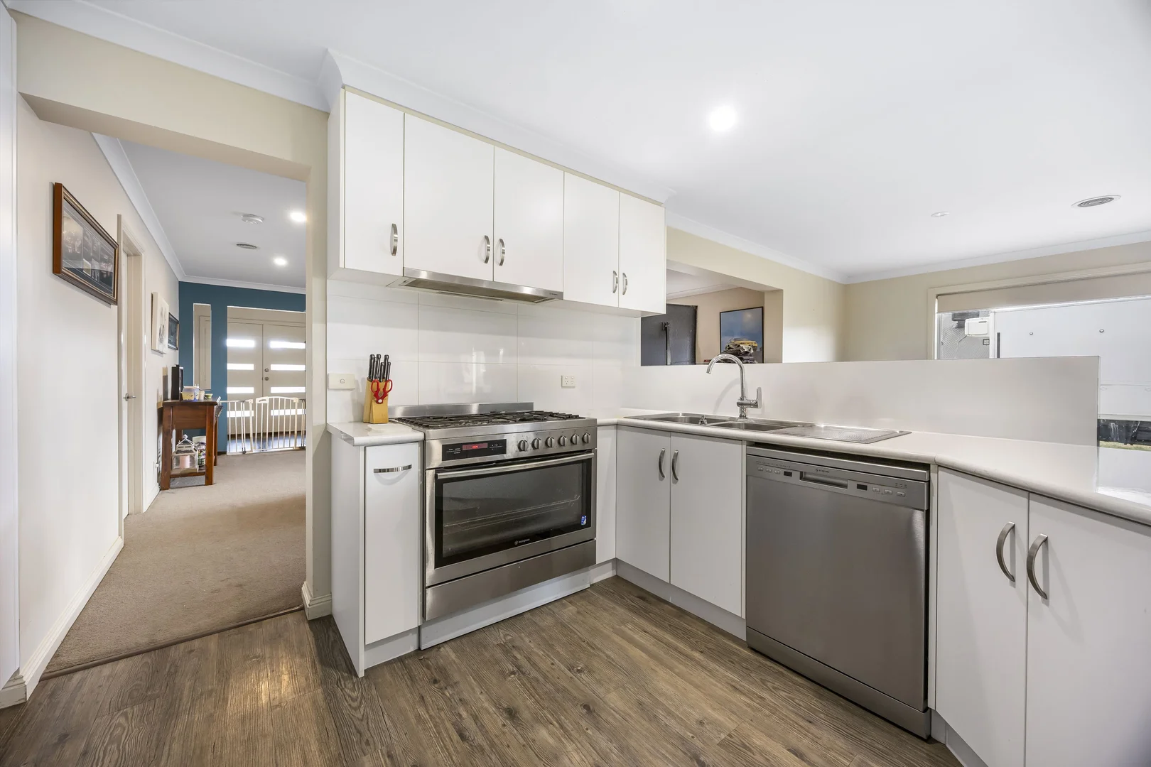 12 Westcliffe Crescent, Sebastopol VIC 3356 photo 4