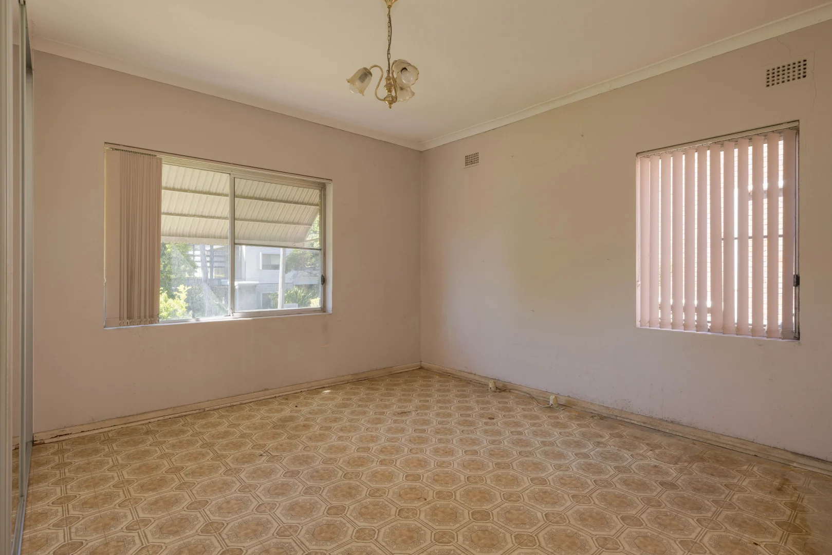 Additional image 3 of 42 Tyler Crescent, Abbotsford NSW 2046
