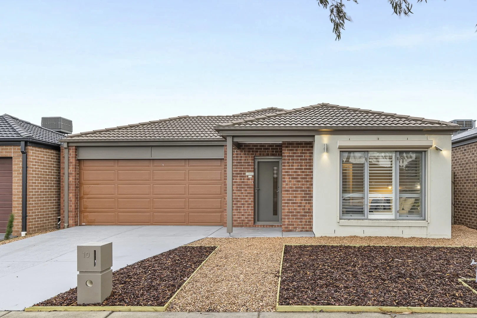 10 Highfield Drive, Mickleham VIC 3064