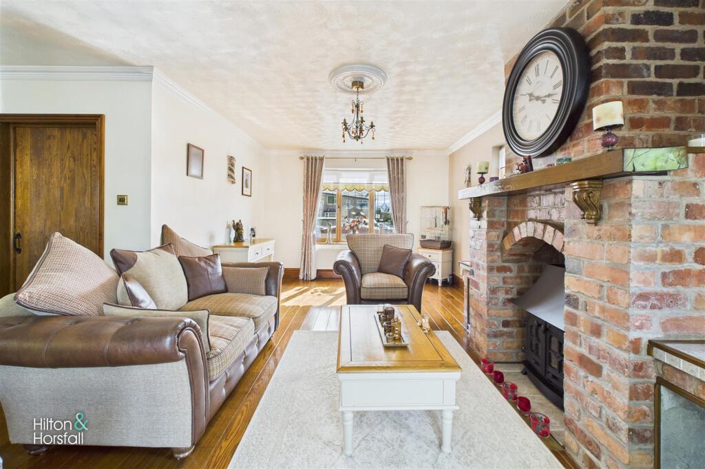 Langroyd Road, Colne photo 3