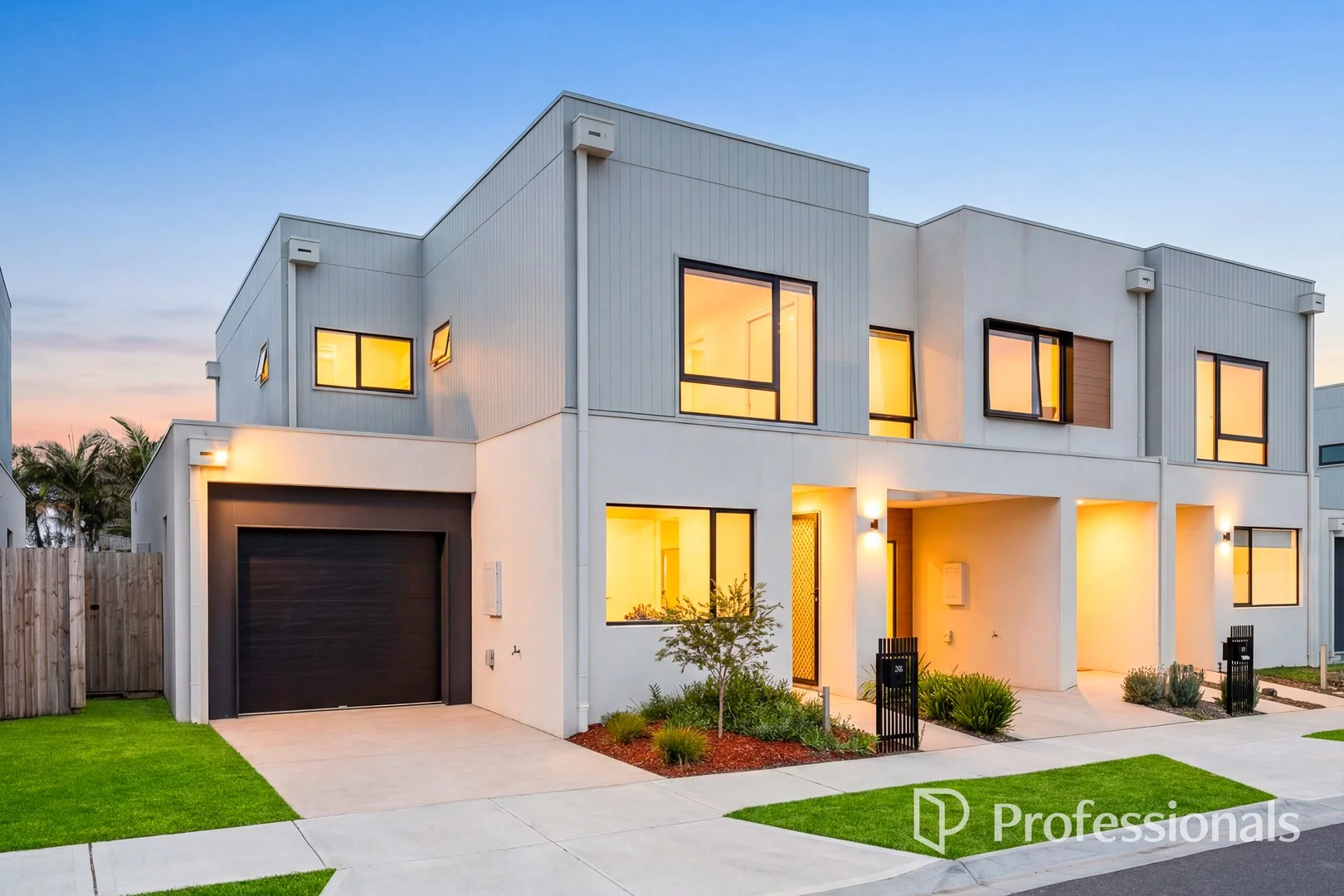 44 Shoreline Crescent, Carrum Downs VIC 3201