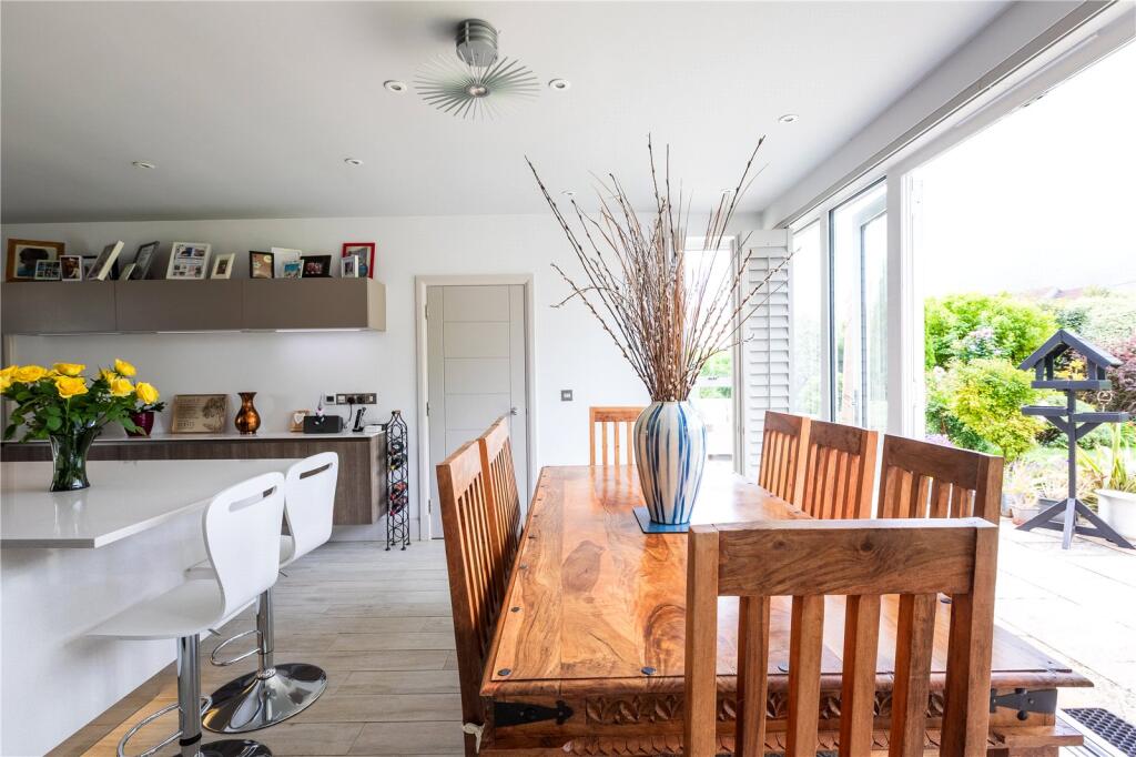 Five Bedroom Detached House in Butleigh photo 3