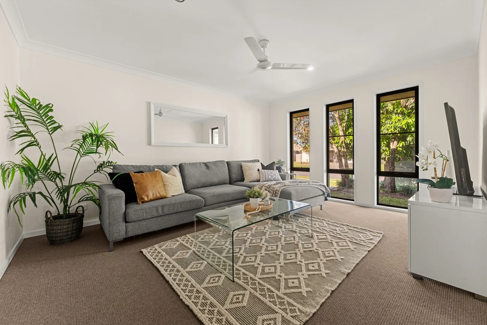 9 Tribeca Place, Eagleby QLD 4207