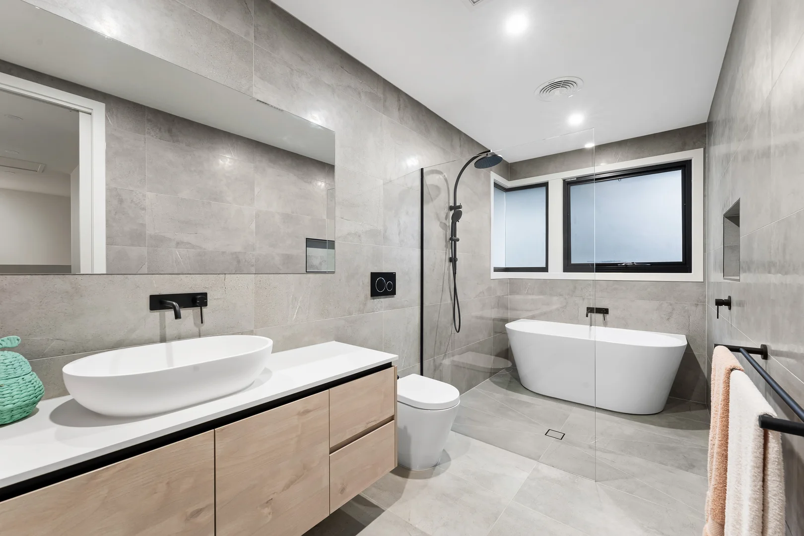 Additional image 7 of 141A Warrandyte Road, Ringwood North VIC 3134