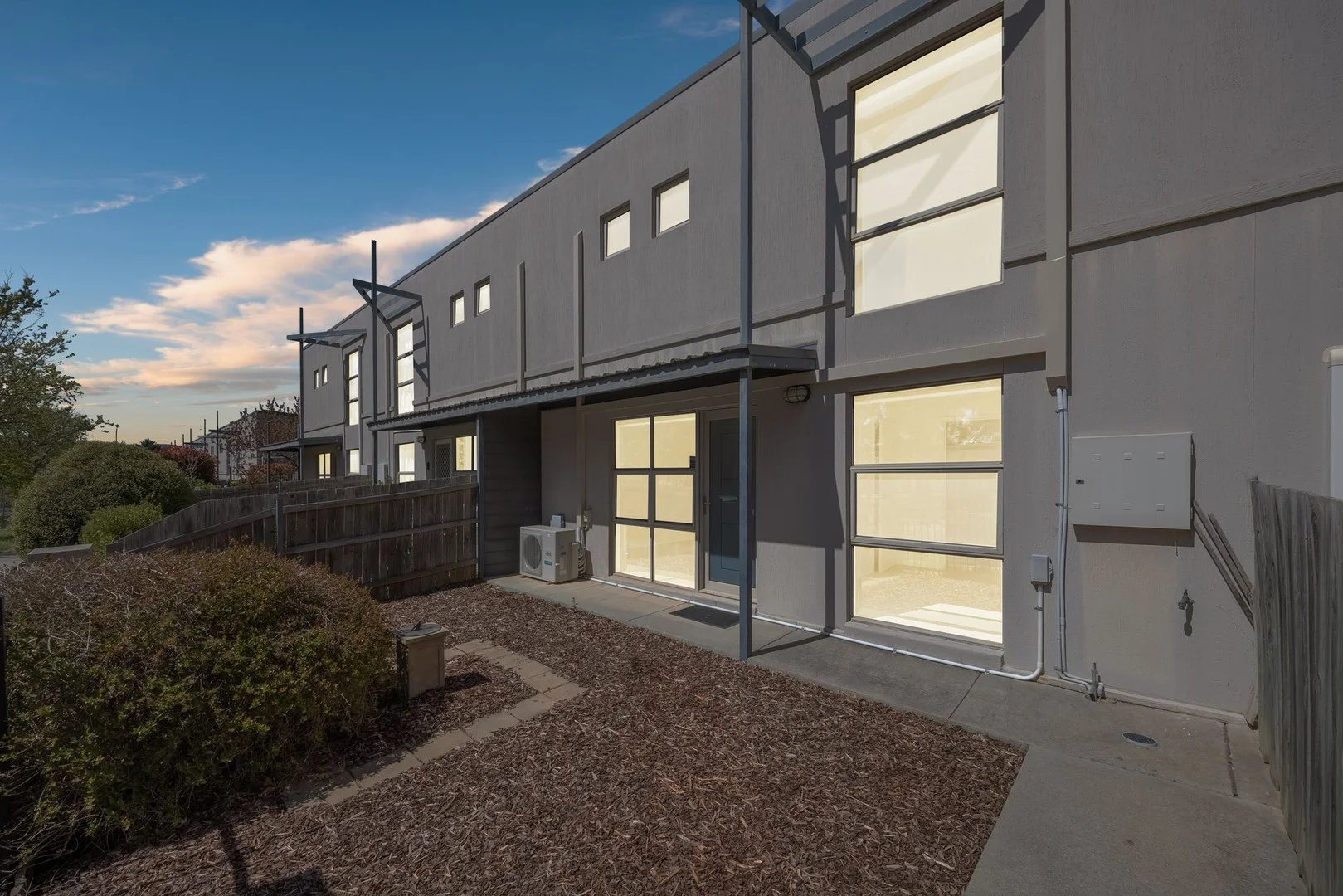 206 Anthony Rolfe Avenue, Gungahlin ACT 2912