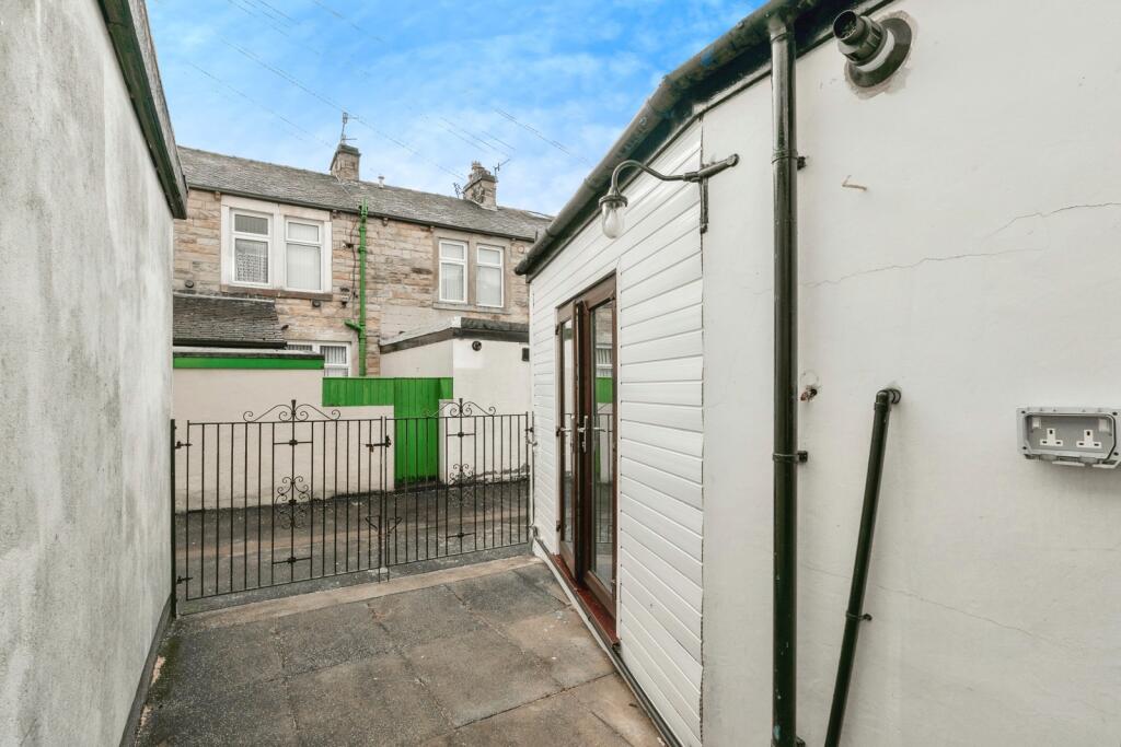 Additional image 16 of Ennismore Street, Burnley, Lancashire, BB10