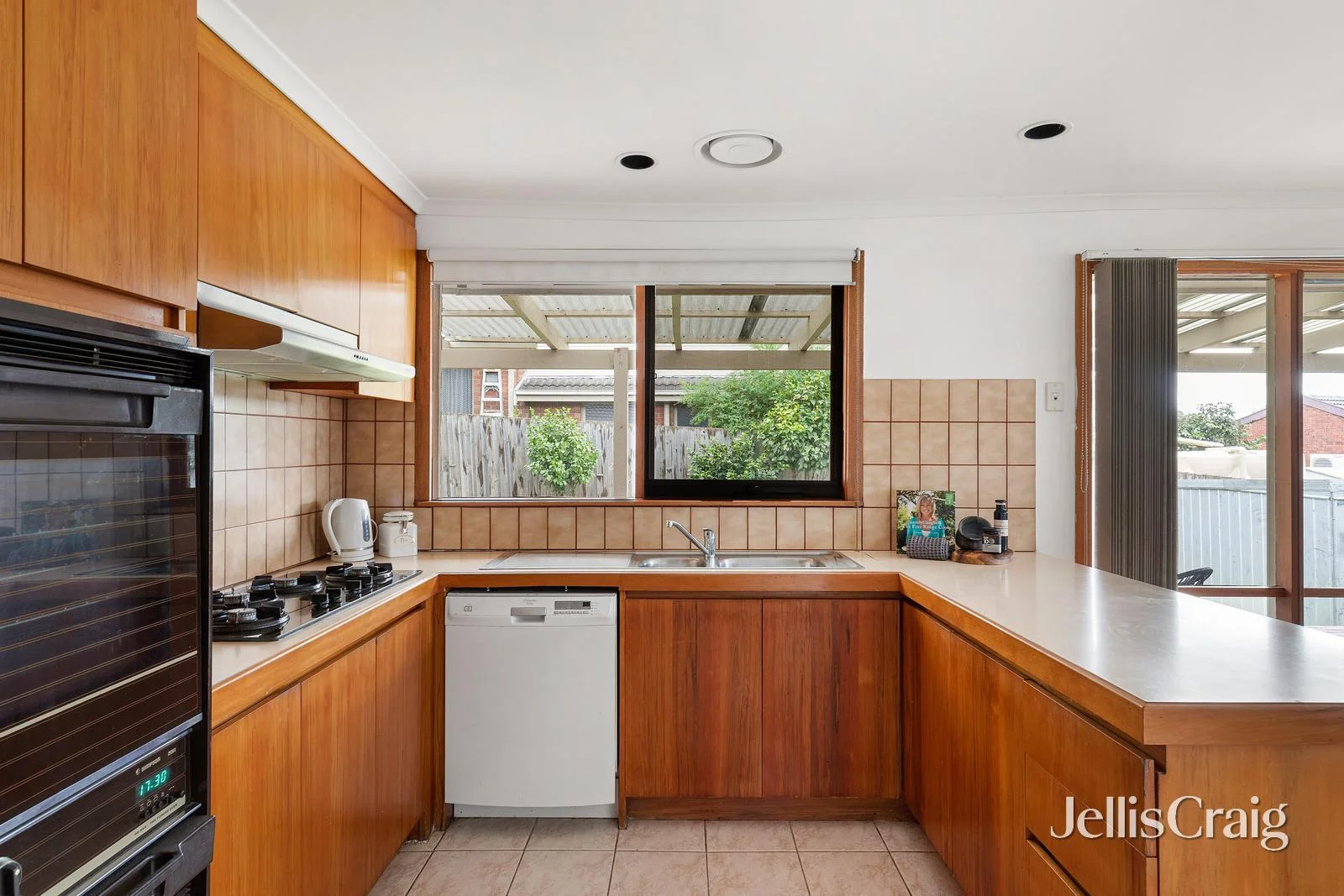 Additional image 6 of 6 Larool Avenue, St Helena VIC 3088