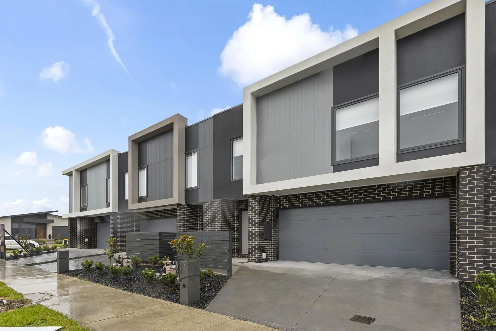 5 Glossodia Way, Mickleham VIC 3064