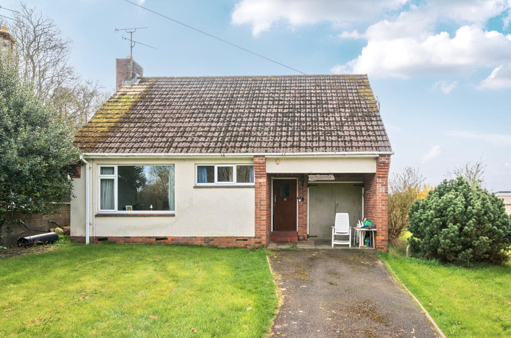 Parkway, Midsomer Norton, Radstock, BA3