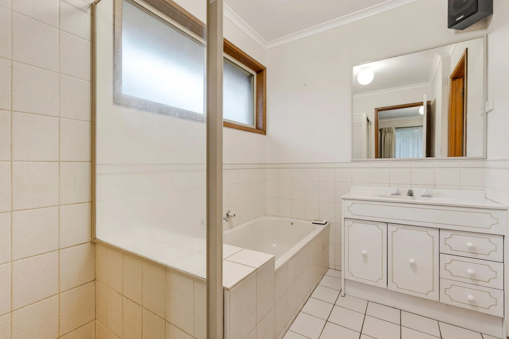 Additional image 8 of 1 Shelley Close, Grovedale VIC 3216