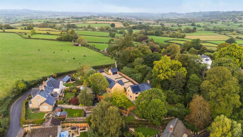 Broadstone Lane, Hardington Mandeville, Yeovil