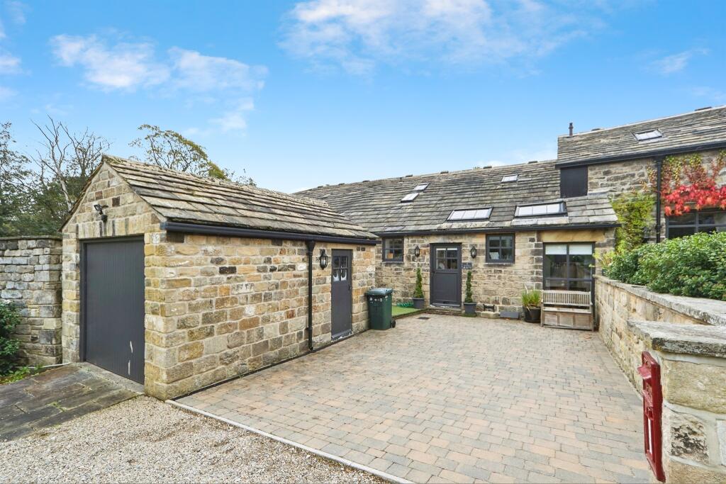 Chapel Lane, Esholt, Shipley