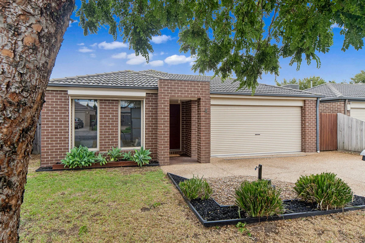 4 Omega Street, Carrum Downs VIC 3201