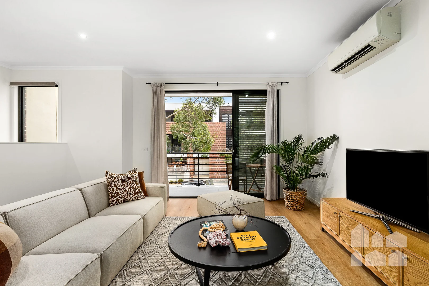 Additional image 6 of 39 Beaurepaire Parade, Footscray VIC 3011