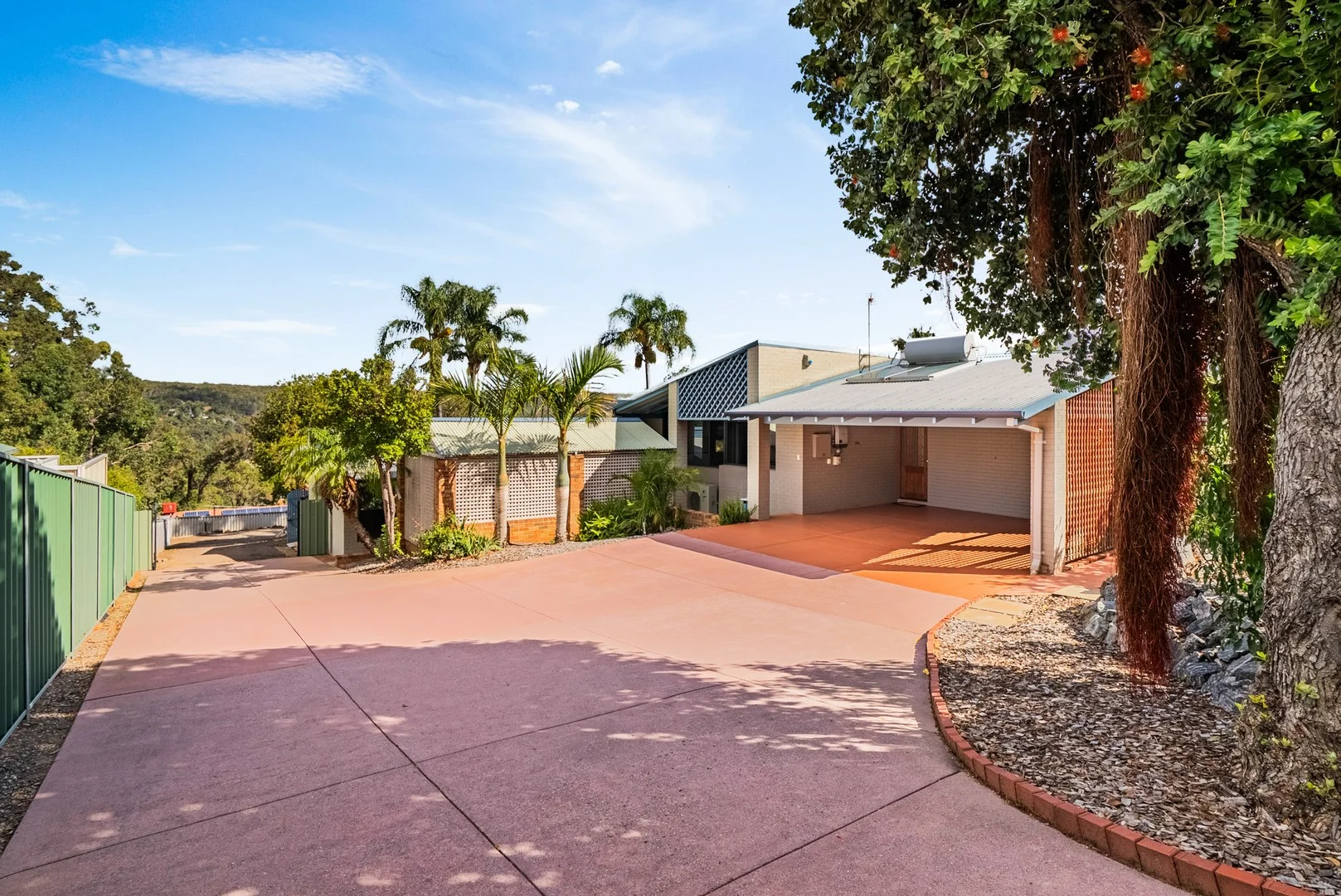 8 Russelia Way, Roleystone WA 6111