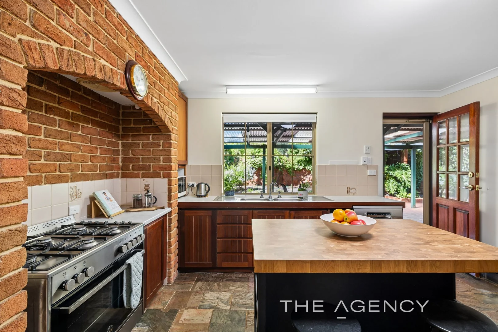 Additional image 6 of 2 Hartung Street, Mundaring WA 6073