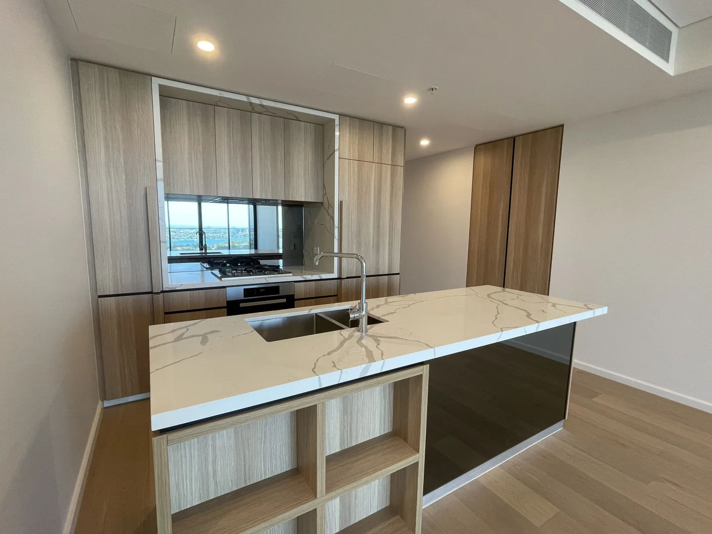Additional image 3 of 1110/500 Pacific Highway, St Leonards NSW 2065