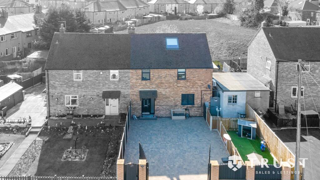 Birkenshaw Lane, Birkenshaw, BD11
